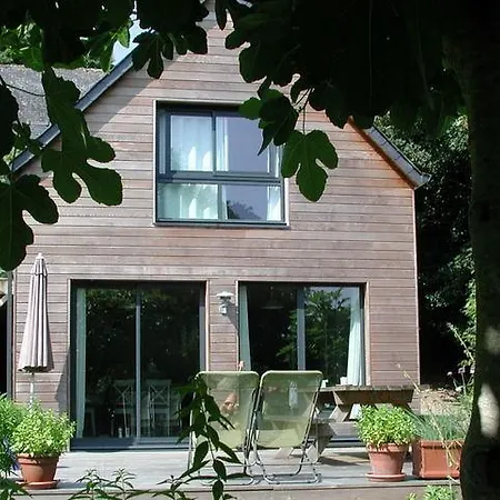 Un Jardin En Pente Douce Villa Locquenole Room photo